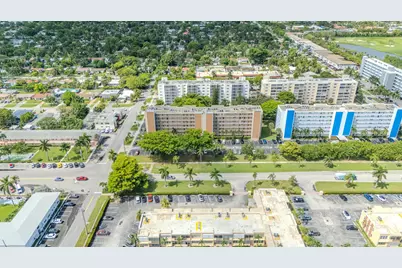900 NE 12th Avenue #408, Hallandale Beach, FL 33009 - Photo 7