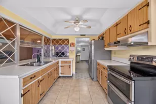 3550 NW 33rd Terrace W, Lauderdale Lakes, FL 33309 - Photo 3