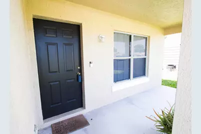 1585 20th Avenue SW, Vero Beach, FL 32962 - Photo 3
