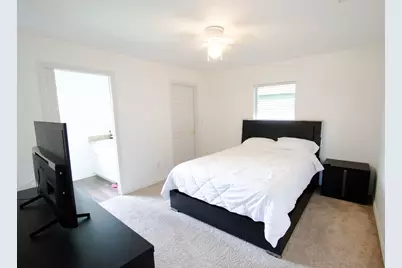 1585 20th Avenue SW, Vero Beach, FL 32962 - Photo 13