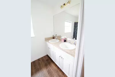 1585 20th Avenue SW, Vero Beach, FL 32962 - Photo 15