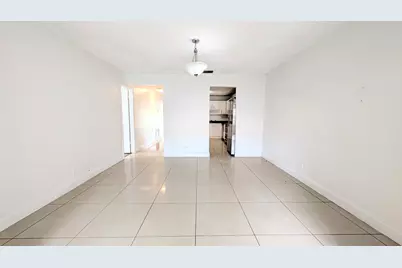 11001 NW 44th Street #EAST, Coral Springs, FL 33065 - Photo 9