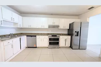 11001 NW 44th Street #EAST, Coral Springs, FL 33065 - Photo 5