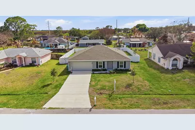 684 SE Crescent Avenue, Port Saint Lucie, FL 34984 - Photo 3