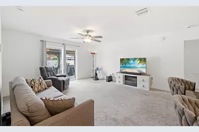 684 SE Crescent Avenue, Port Saint Lucie, FL 34984 - Photo 17