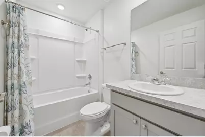 684 SE Crescent Avenue, Port Saint Lucie, FL 34984 - Photo 35
