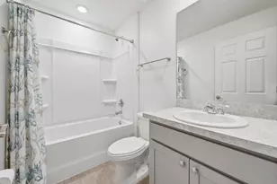 684 SE Crescent Ave, Port Saint Lucie, FL 34984 - Photo 35