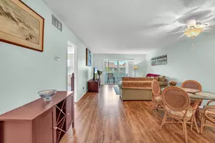 210 Lake Evelyn Dr, West Palm Beach, FL 33411 - Photo 3