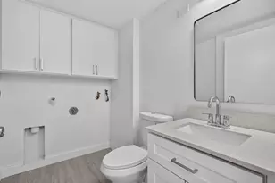 11 Amherst Ct, Royal Palm Beach, FL 33411 - Photo 13