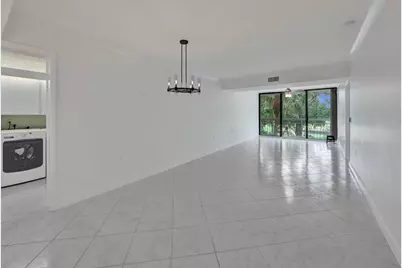 6169 Balboa Circle #306, Boca Raton, FL 33433 - Photo 7