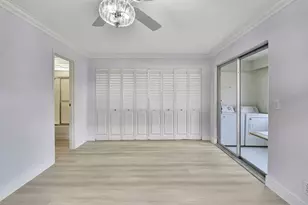 450 Saxony J, Delray Beach, FL 33446 - Photo 17