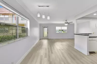 450 Saxony J, Delray Beach, FL 33446 - Photo 9