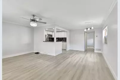 450 Saxony J, Delray Beach, FL 33446 - Photo 3