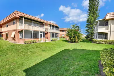 450 Saxony J, Delray Beach, FL 33446 - Photo 23