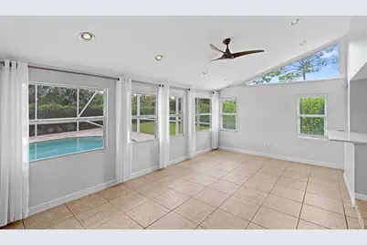 925 Foxpointe Circle, Delray Beach, FL 33445 - Photo 9