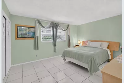 620 NE 12th Avenue #202, Hallandale Beach, FL 33009 - Photo 9