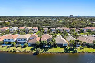12140 Aviles Cir, Palm Beach Gardens, FL 33418 - Photo 69