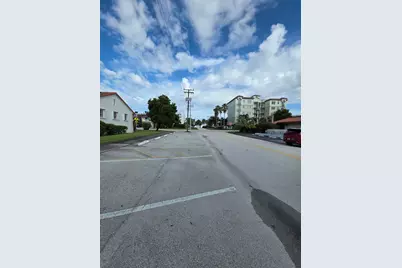601 SE 20th Avenue #4, Deerfield Beach, FL 33441 - Photo 11
