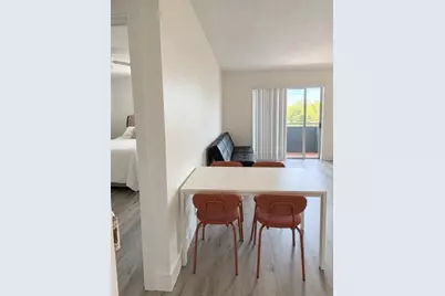4265 NW Tamiami Canal Dr #1-312, Miami, FL 33126 - Photo 13