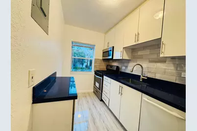 935 8th Street #18, Miami Beach, FL 33139 - Photo 3