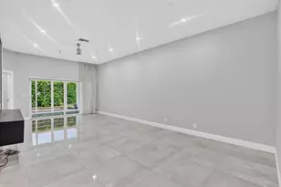 8381 Via Leonessa, Boca Raton, FL 33433 - Photo 11