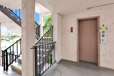 711 Lori Drive #204, Palm Springs, FL 33461 - Photo 19