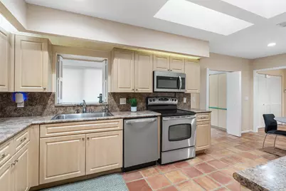 61 Hampshire Lane, Boynton Beach, FL 33436 - Photo 11