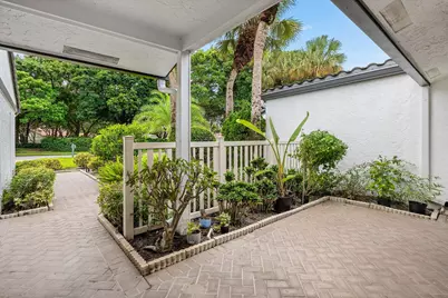 61 Hampshire Lane, Boynton Beach, FL 33436 - Photo 29