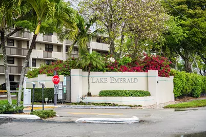112 Lake Emerald Drive #203, Oakland Park, FL 33309 - Photo 21