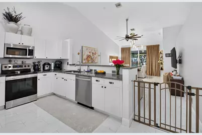 8285 Via Di Veneto, Boca Raton, FL 33496 - Photo 19