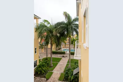 2326 Vintage Drive #Bldg 13, Lighthouse Point, FL 33064 - Photo 11