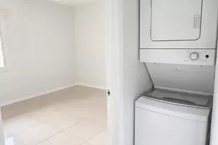 12551 SW 16th Ct, Pembroke Pines, FL 33027 - Photo 13