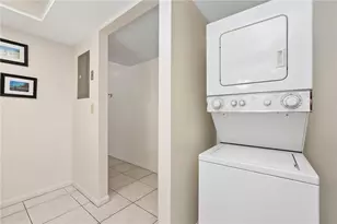 1180 Carlton Ct, Fort Pierce, FL 34949 - Photo 15