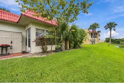 193 Lake Evelyn Drive, West Palm Beach, FL 33411 - Photo 25