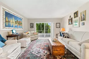 193 Lake Evelyn Dr, West Palm Beach, FL 33411 - Photo 9