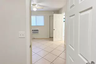1960 NE 48th St, Pompano Beach, FL 33064 - Photo 3
