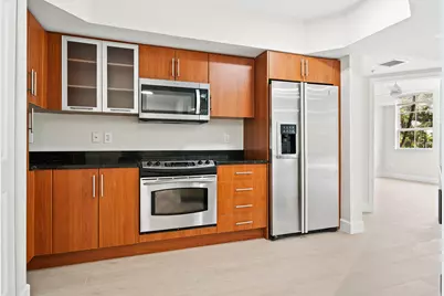 600 S Dixie Highway #636, West Palm Beach, FL 33401 - Photo 5