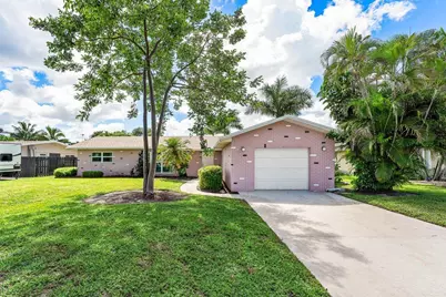 128 Sandpiper Avenue, Royal Palm Beach, FL 33411 - Photo 3