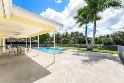 128 Sandpiper Avenue, Royal Palm Beach, FL 33411 - Photo 27