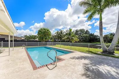 128 Sandpiper Avenue, Royal Palm Beach, FL 33411 - Photo 25