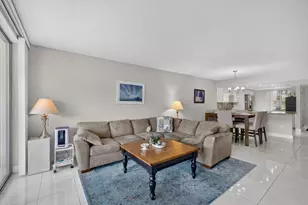575 Oaks Ln, Pompano Beach, FL 33069 - Photo 15