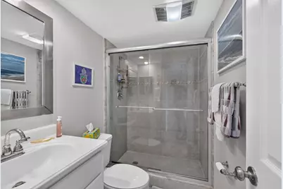 575 Oaks Lane #102, Pompano Beach, FL 33069 - Photo 23