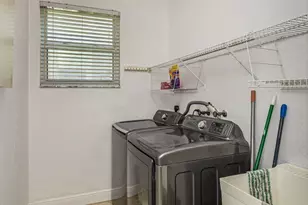 1879 Hidden Trail Ln, Weston, FL 33327 - Photo 57