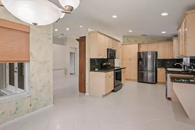 7286 Wailea Avenue, Boynton Beach, FL 33437 - Photo 11
