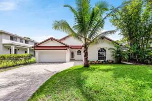 3145 W Quayside Dr, Hollywood, FL 33026 - Photo 1