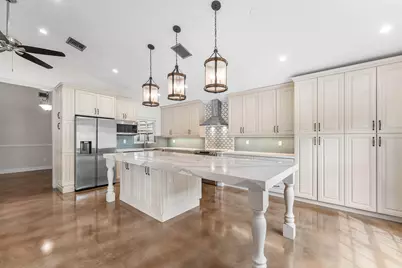 3145 W Quayside Drive, Hollywood, FL 33026 - Photo 11