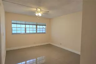 2950 N Palm Aire Dr, Pompano Beach, FL 33069 - Photo 5