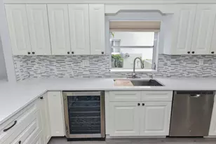 5759 Phoenix Palm Ct, Delray Beach, FL 33484 - Photo 11
