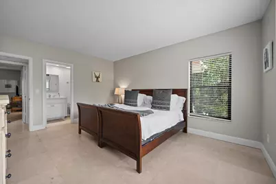 13329 Polo Club Road, Wellington, FL 33414 - Photo 25