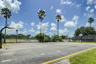 4174 Inverrary Dr, Lauderhill, FL 33319 - Photo 29